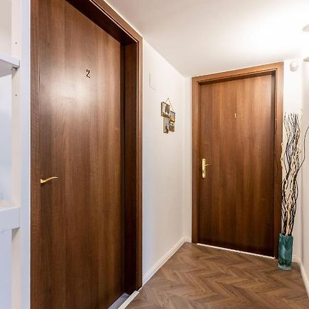 Deluxe Akacfa Apartments In The Heart Of بودابست المظهر الخارجي الصورة