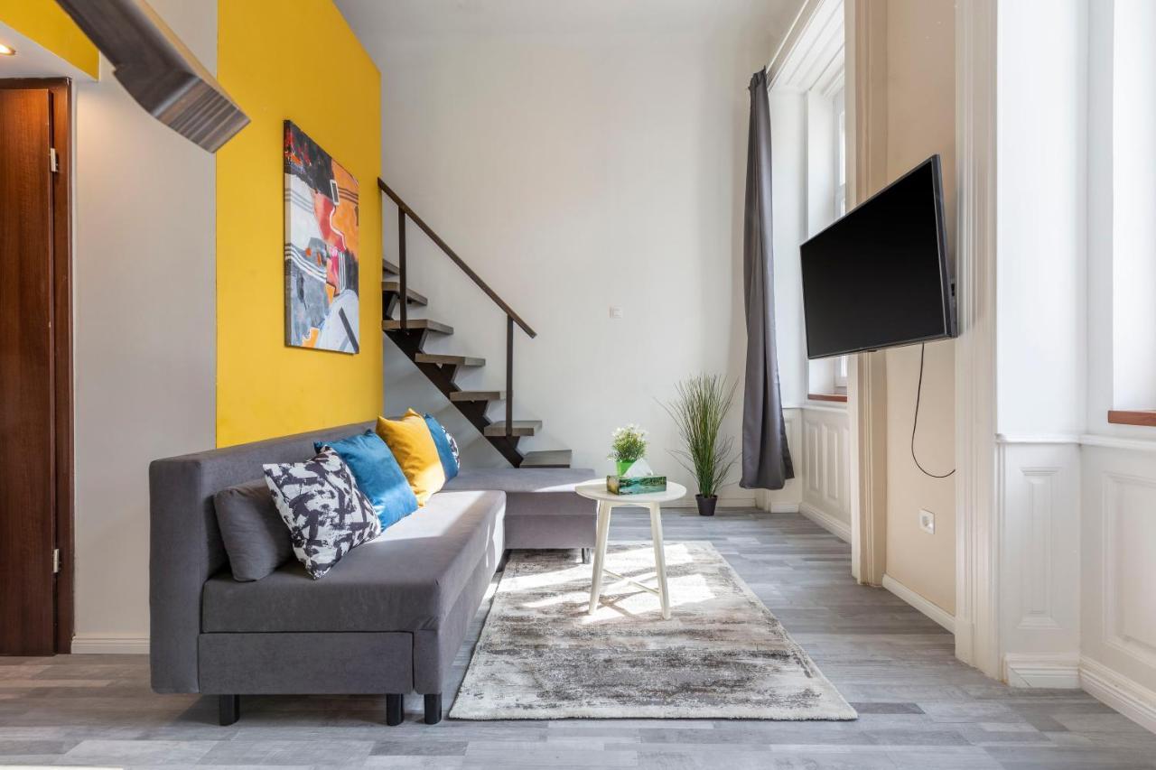 Deluxe Akacfa Apartments In The Heart Of بودابست المظهر الخارجي الصورة