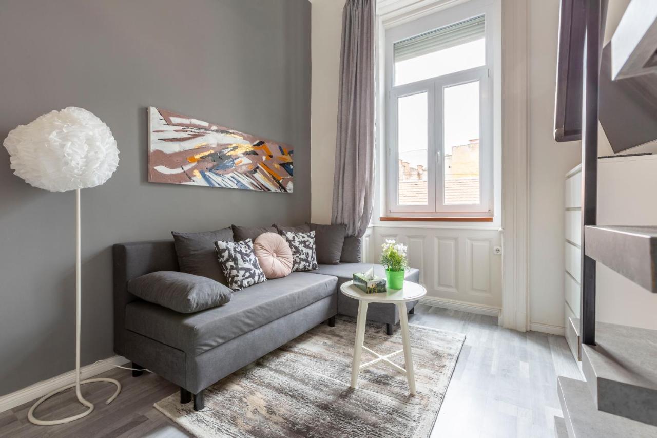Deluxe Akacfa Apartments In The Heart Of بودابست المظهر الخارجي الصورة