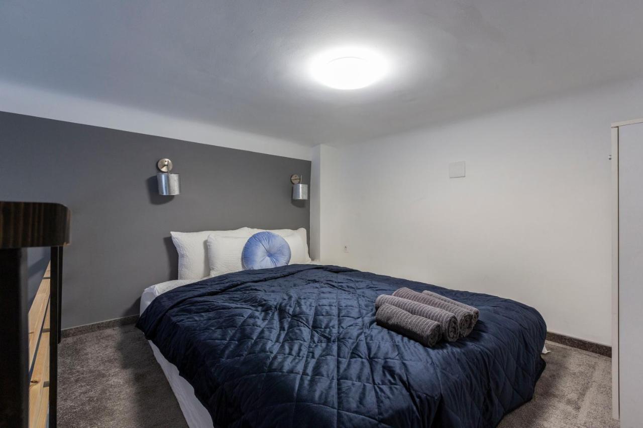 Deluxe Akacfa Apartments In The Heart Of بودابست المظهر الخارجي الصورة