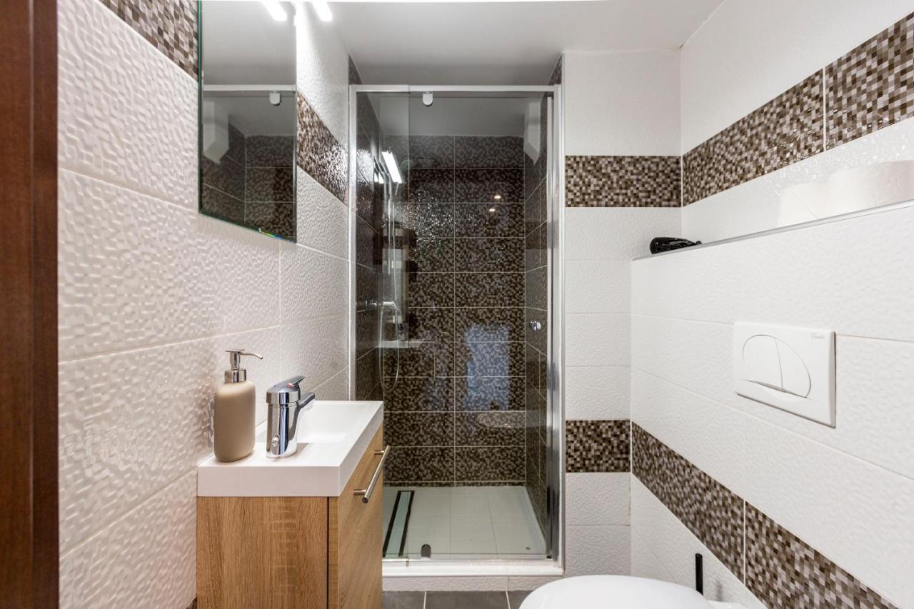 Deluxe Akacfa Apartments In The Heart Of بودابست المظهر الخارجي الصورة
